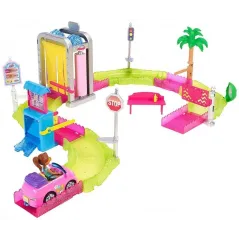 BARBIE ON THE GO MYJNIA SAMOCHODOWA 4+ - Mattel