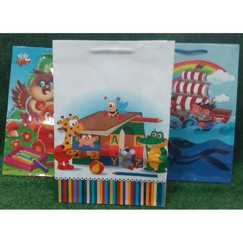 TOREBKA PREZENTOWA KUBUŚ PUCHATEK DISNEY 33 X 26 X 13 CM - Kastel Greetings