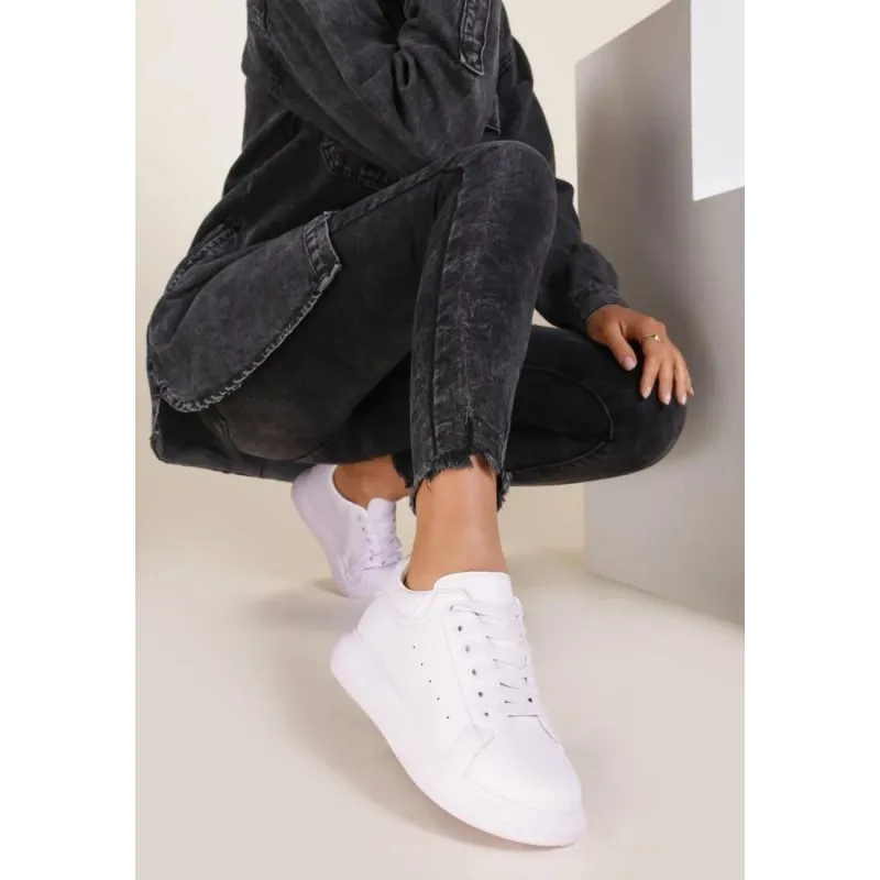 BIAŁE SNEAKERSY PRZED KOSTKĘ ROZMIAR 39