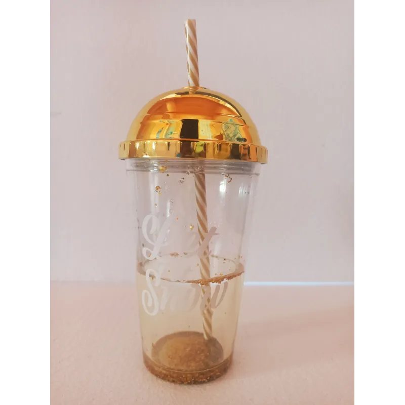 KUBEK Z POKRYWKĄ I SŁOMKĄ ZŁOTY 500 ML