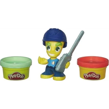 FIGURKA POLICJANT PLAY DOH TOWN 3+