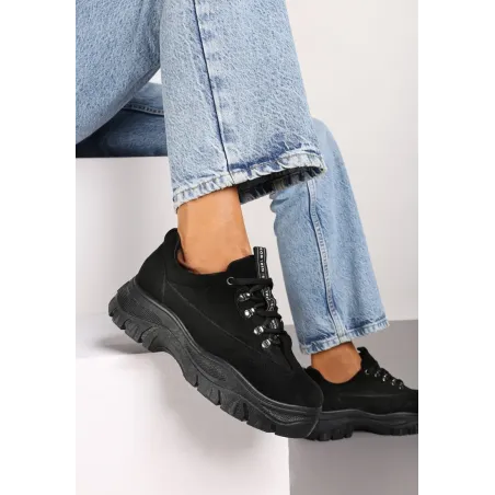 Czarne Zamszowe Sneakersy Rozmiar 40 Ii Gatunek