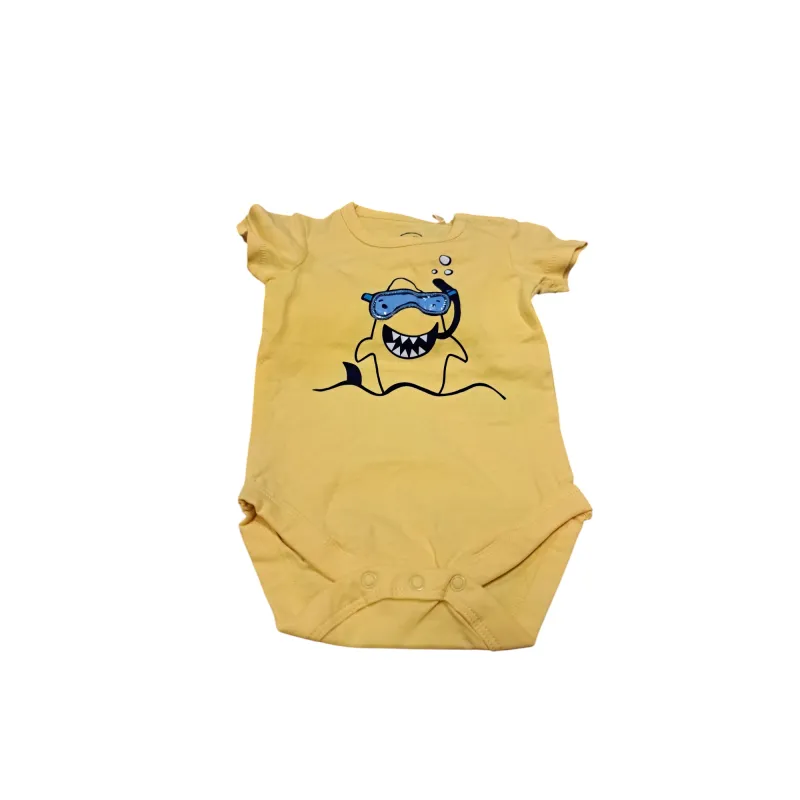BODY NIEMOWLĘCE BABY SHARK ROZMIAR 62 COOL CLUB