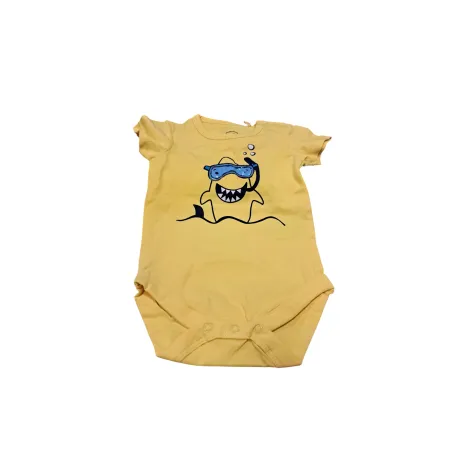 BODY NIEMOWLĘCE BABY SHARK ROZMIAR 62 COOL CLUB