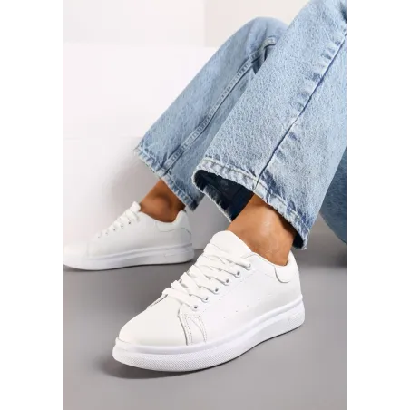 BIAŁE WIĄZANE SNEAKERSY NA PŁASKIEJ PODESZWIE ROZMIAR 38