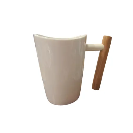 KUBEK PORCELANOWY Z DREWNIANYM UCHEM 240 ML