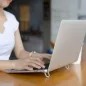 Podstawka Przenośna Pod Laptopa Uchwyt Nóżki Nillkin Bolster (Czarna)