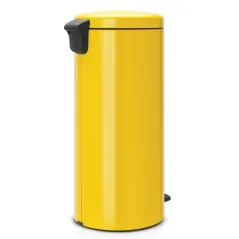 KOSZ NA ŚMIECI NEWICON 30L BRABANTIA – ELEGANCKI DESIGN, ŻÓŁTY, ANTYPOŚLIZGOWA PODSTAWA, WYGODNY PEDAŁ