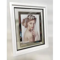 RAMKA DO ZDJĘĆ STOJĄCA BIAŁO-SREBRNA 23 x 28 CM - Panon