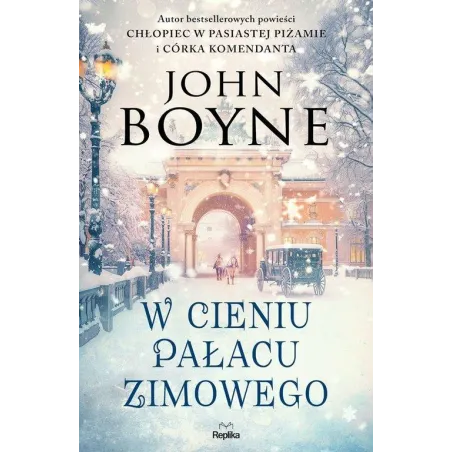 W CIENIU PAŁACU ZIMOWEGO
