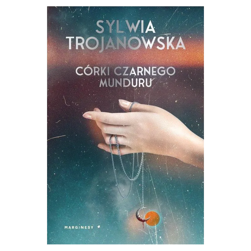CÓRKI CZARNEGO MUNDURU