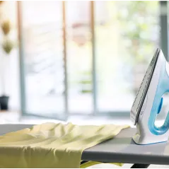 ŻELAZKO PAROWE BRAUN TEXSTYLE 3 SI3053BL – CERAMICZNA STOPA FREEGLIDE 3D