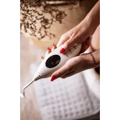 OGRZEWACZ DO STÓP ELEKTRYCZNY ADLER AD 7432 Z PILOTEM LCD