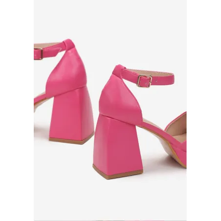 FUKSJOWE SANDAŁY NA TRAPEZOWYM SŁUPKU ROZMIAR 38