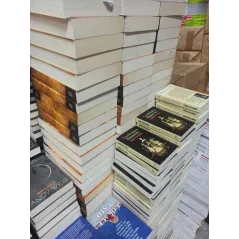 LITERATURA - KSIĄŻKI NA WAGĘ 10 ZŁ/KG - Mix wydawnictw