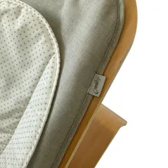 DREWNIANY BUJACZEK LIGHT GREY + PAŁĄK Z ZABAWKAMI LUPPEE 0+ - Luppee