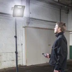 LAMPA LED ROBOCZA WARSZTATOWA BLUETOOTH 12000 LM SCANGRIP NOVA 12K